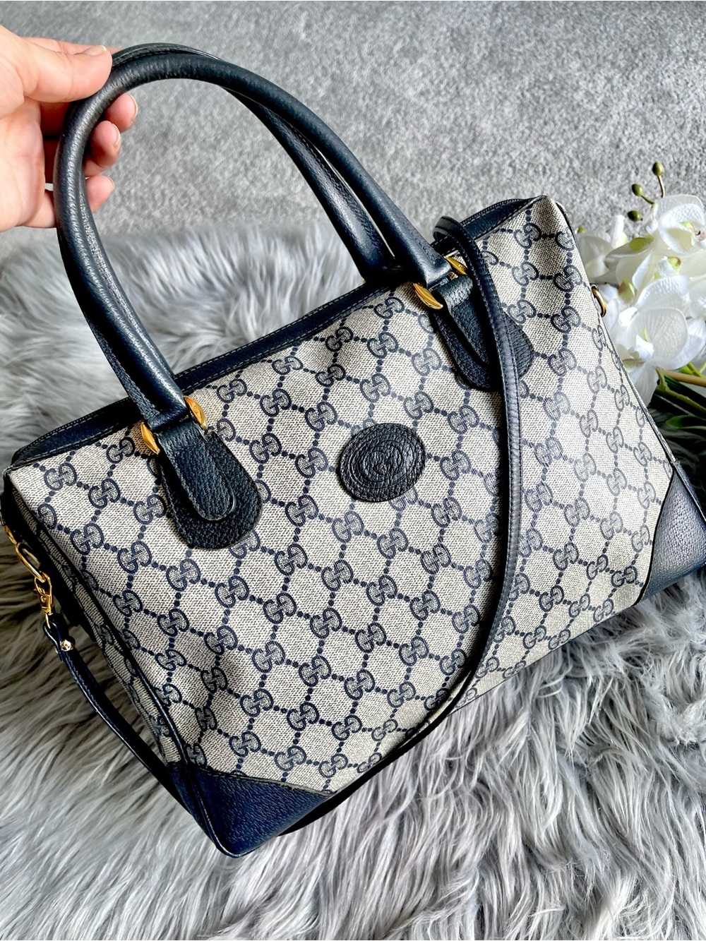 Gucci Black & Beige GG Supreme Canvas Top-Handle Satchel
